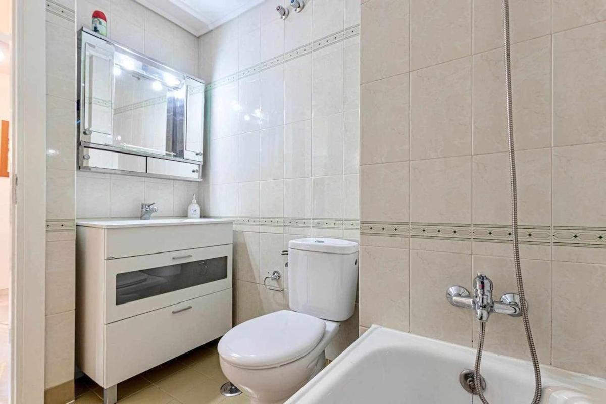 797 Holiday Rentals - Amplio Piso Para 4 En El Centro De Arroyo De La Miel Benalmádena Extérieur photo